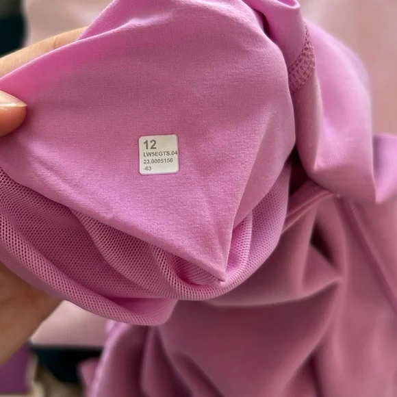 lululemon Softstreme Pant
Dahlia Mauve
Size 12 - Picture 5 of 5